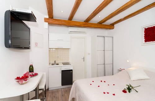 Dubrovnik Old Town Hotel | Apartments Raic