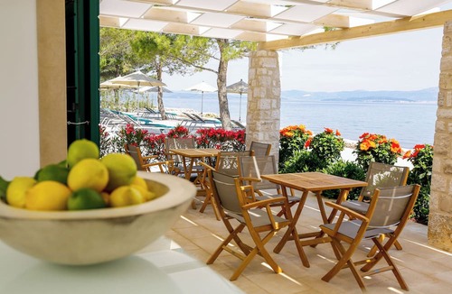 Sutivan Hotel | Hotel Lemongarden