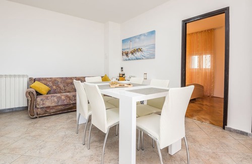 Nin Apartment | Apartments Napros