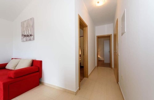 Seget Vranjica Apartment | Apartment in Seget Vranjica with Seaview, Balcony, Air condition, WIFI (5142-3)