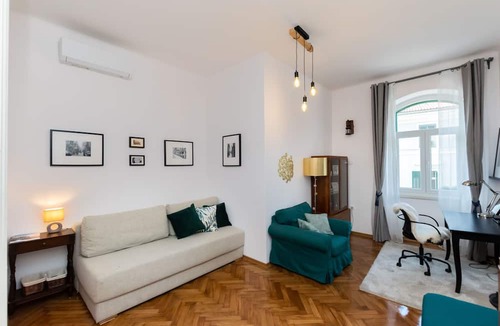 Rijeka Apartment | Apartment Jelena Delta (95421-A1) - Rijeka