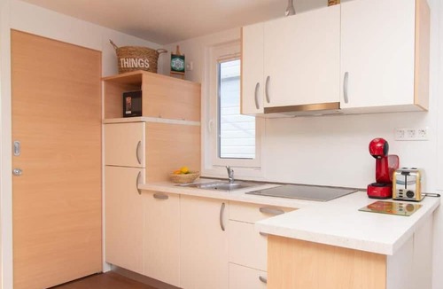 Piran Boat Rental | Eldamar Floating House Marina Portorož