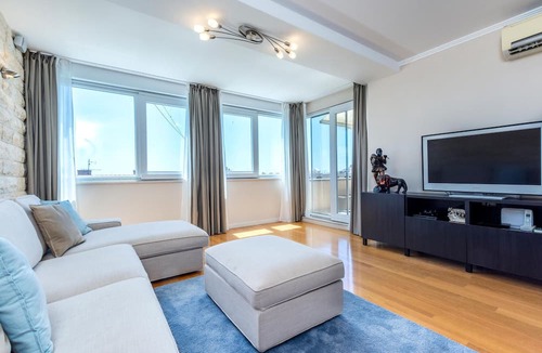 Bacvice Apartment | 3 bedroom gorgeous apartment in Split