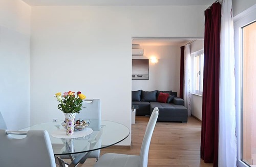 Mastrinka Apartment | Radelic, affordable two bedroom apartment