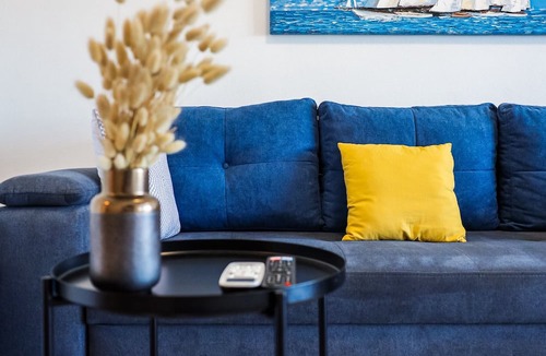 Vir Apartment | 1oak Rentals