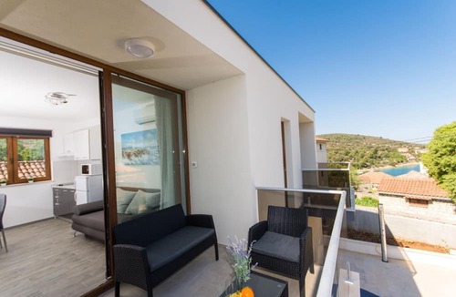 Veliki Drvenik Apartment | Villa LA