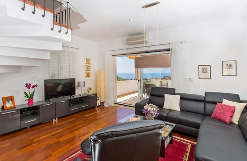 Gornji Kono Villa | Villa Mia