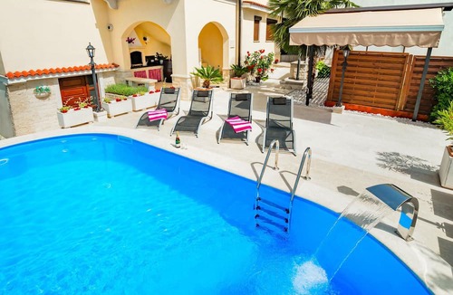 Viskovo Apartment | Stunning apartment in Viskovo
