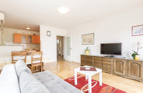 Sarsoni Apartment | Beach front apartment in Matulji