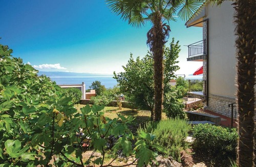 Lovran Apartment | Pet friendly apartment in Lovran with WiFi