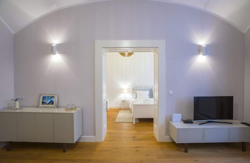 Donji Grad Apartment | Deluxe apartment in the heart of Zagreb; 65m2; 150m from main square