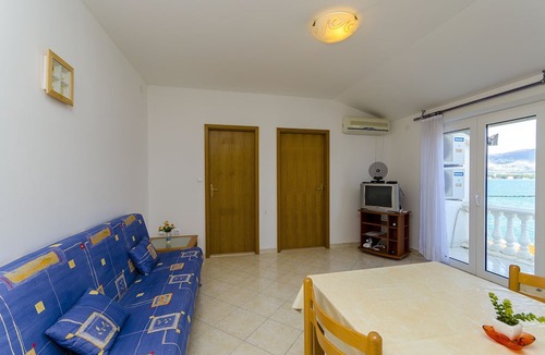Arbanija Apartment | Apartments Krusica (47711-A4) - Arbanija (Ciovo)