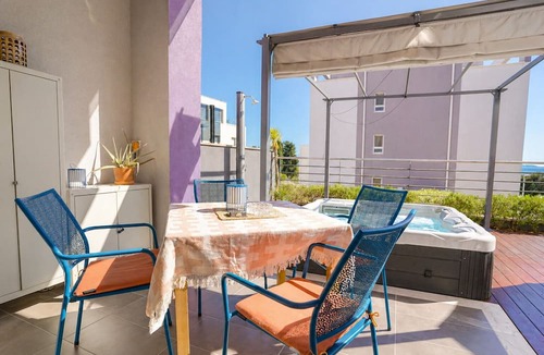 Znjan Apartment | Deluxe beach suite with hot tub, 2 minutes away from the beach