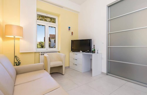 Lovran Apartment | Stunning apartment in Lovran