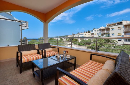 Krizna luka Apartment | Komazin