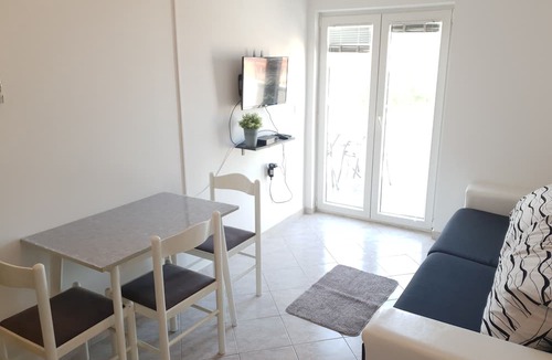 Metajna Apartment | Apartments Dalmatinka Metajna Novalja