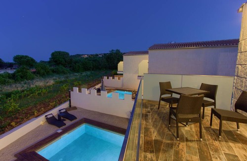 Vrh Villa | Pax House 1