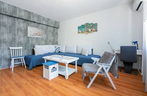 Jadranovo Apartment | Apartments Ratko