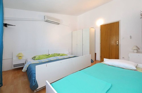 Starigrad Apartment | Apartments and Rooms Dragica