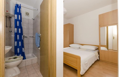 Ivan Dolac Apartment | Apartments Caric
