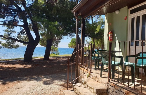 Novigrad Apartment | Family Bungalow Pineta
