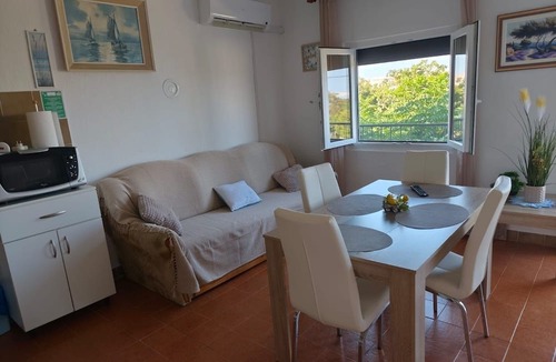 Prizna Apartment | One bedroom apartment with balcony and sea view Prizna, Senj (A-27894-a)