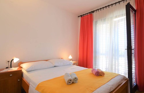 Okrug Gornji Apartment | Apartment Viktor by Interhome