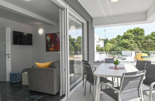 Novalja Apartment | Pool apartments Banta A