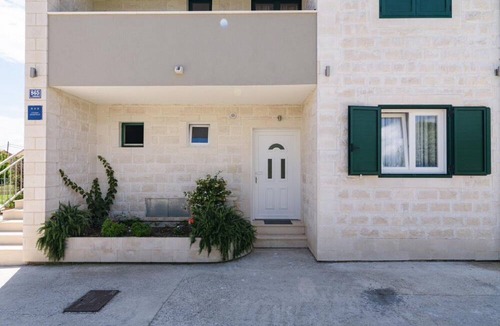 Kastel Stafilic Apartment | Apartments Vujina - One Bedroom apartment and Balcony