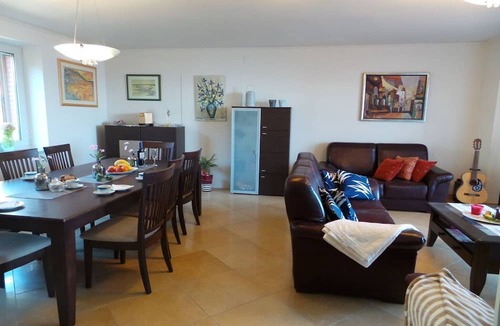 Tulisevica Apartment | Superb Lovran Apartments with Sea Views - One Bedroom Apartment with Balcony