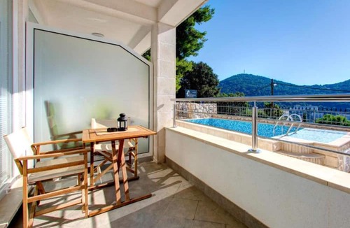 Babin Kuk Apartment | Villa by the Sea