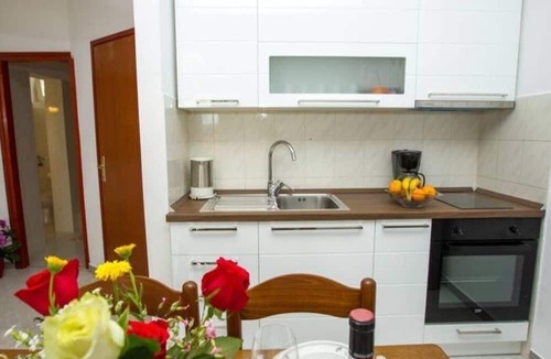 Pakostane Apartment | One bedroom apartment with terrace and sea view Pakoštane, Biograd (A-24315-a)