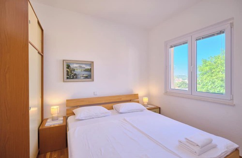 Okrug Gornji Apartment | Apartments Meri by Litto