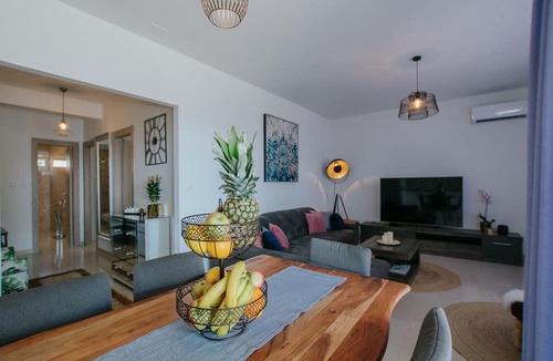 Seget Donji Apartment | Scenic Sea View Apartment Trogir