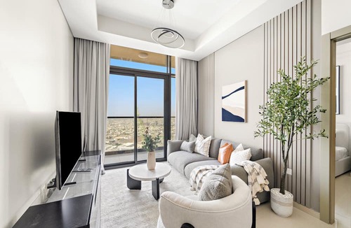 Sheikh Zayed Road Apartment | Silkhaus Aykon City Towers