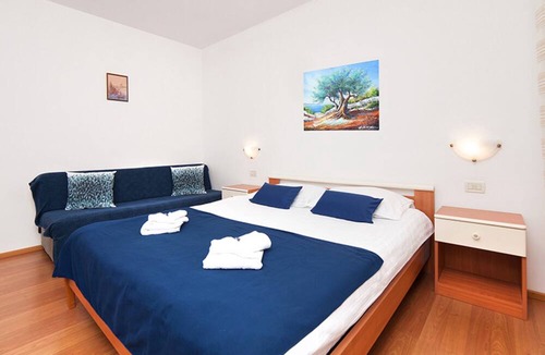 Medveja Apartment | Splendid Beachfront Medveja Apartments