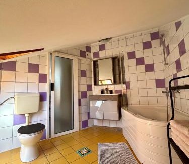 Bol Bed & Breakfast | Villa Kiki