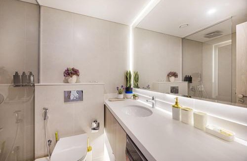 Dubai Sports City Apartment | The Golf Haven - Stylish Studio in Sports City