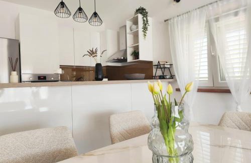 Lastovo Apartment | Antoni Apartment