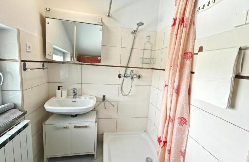 Spodnja Polskava House | Angela Hostel