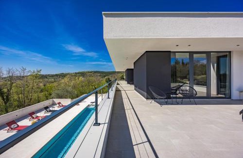 Sterna Villa | Luxury Villa She for 6 people with 61 m2 private pool, playground & activities on-side for adults and kids