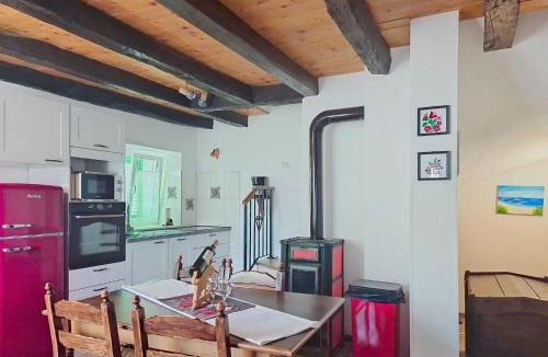 Makovci House | Holiday Home Villa Malini by Interhome