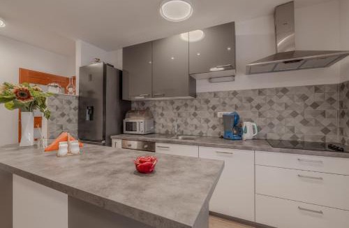 Biograd na Moru House | Mediterranean Oasis Villa with Private Pool & Summer Kitchen