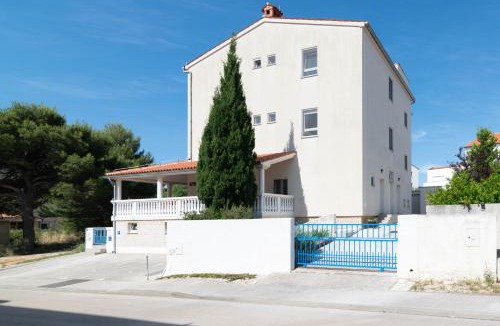 Liznjan House | Holiday house with a swimming pool Liznjan, Medulin - 25722