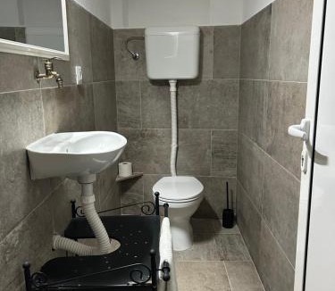 Loviste Apartment | House Lanterna with indoor jacuzzi