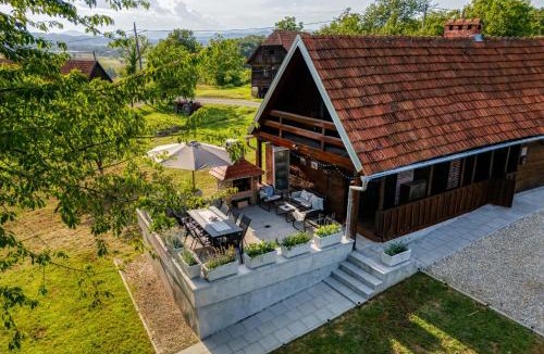 Ozalj House | Aurora Silvae