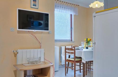 Sveta Nedelja Apartment | Apartments Valoda