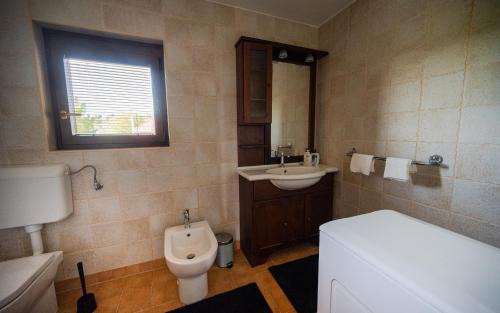 Beltinci House | Udobna hiša med vinogradi blizu Vinarium LEND - Comfortable Vineyard House near Vinarium Tower LEND