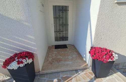 Pjescana Uvala Apartment | Apartment MONAS III