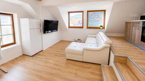 Vrhnika Apartment | Valora Central Apartment